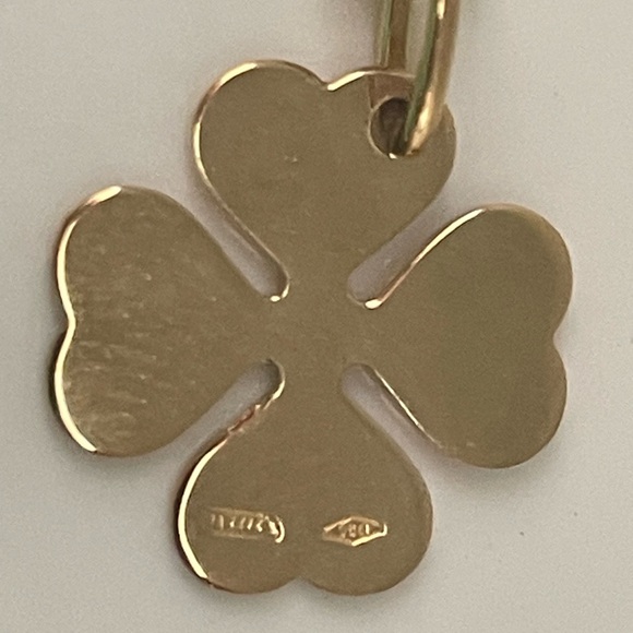 14K YELLOW GOLD CHAIN (18) & 18K YELLOW GOLD PENDANT CHARM 18 MM